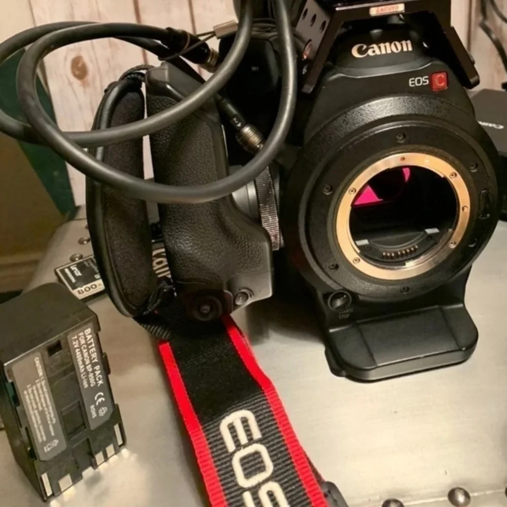 Canon Cinema EOS C300 Cinematic Camera KIT black beauty digital film workhorse